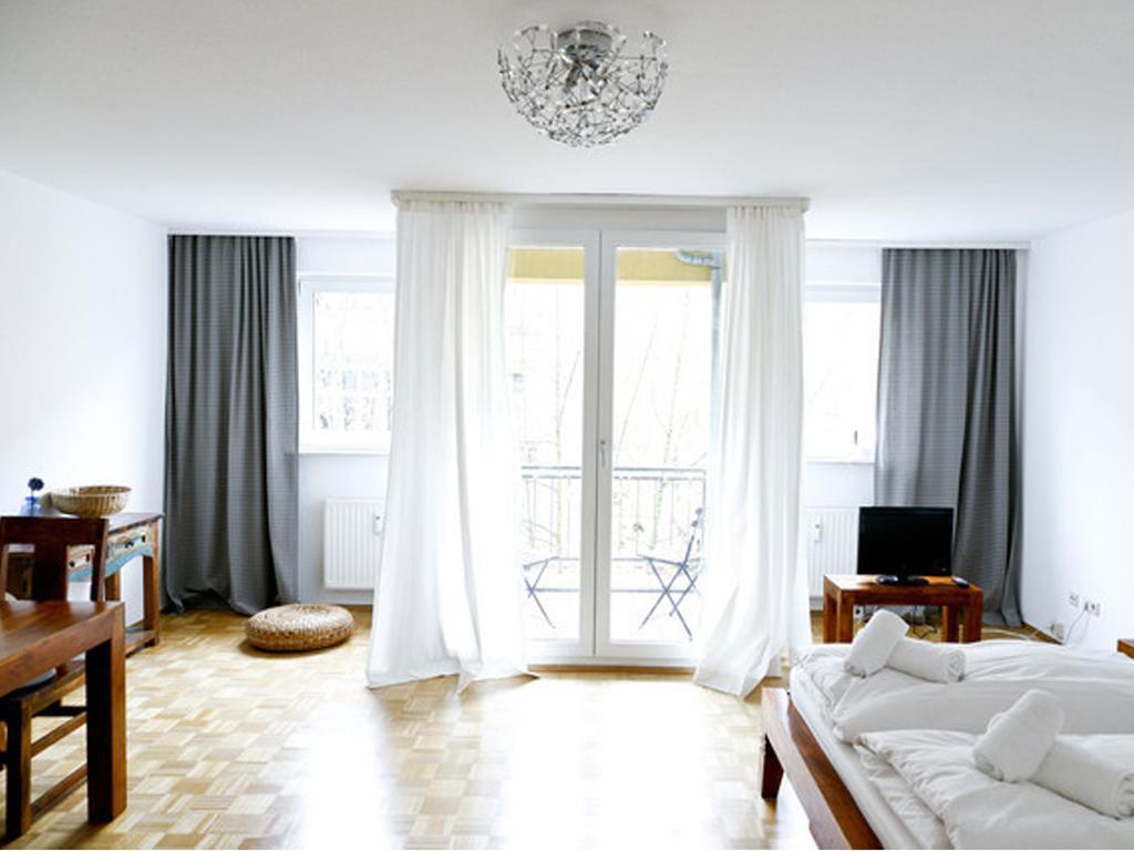 Pension Absolut Berlin Bagian luar foto