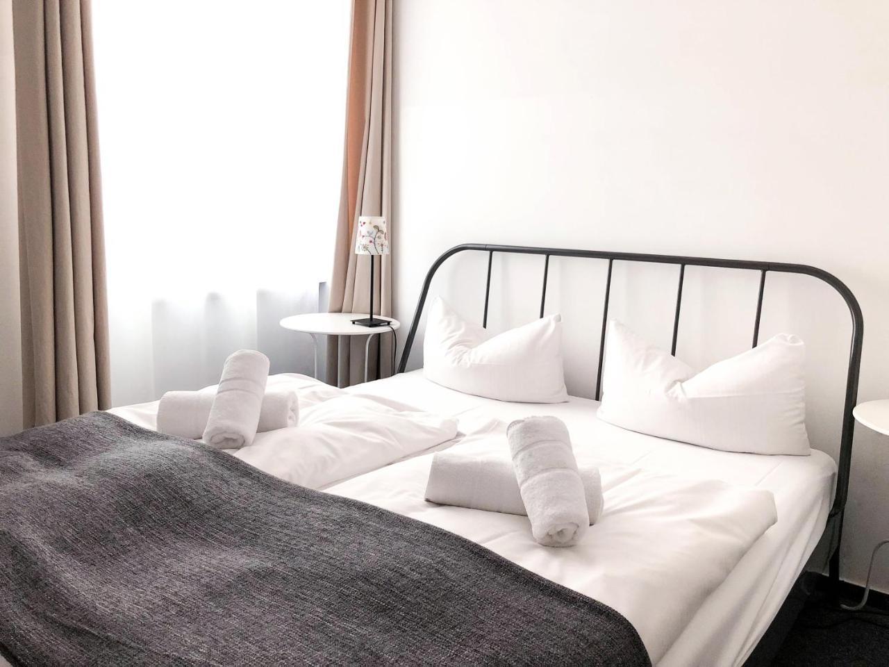 Pension Absolut Berlin Bagian luar foto